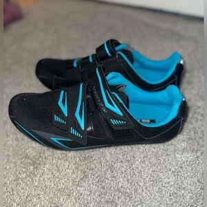 Venzo Black Cycling/Peloton Shoes with Blue Accents